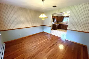 446 Fairgreen Ave, Neshannock Township, PA 16105 - Photo 9