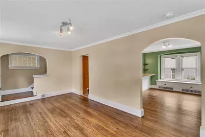 202 Foch St, Ellwood City, PA 16117 - Photo 7