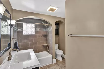 202 Foch St, Ellwood City, PA 16117 - Photo 25