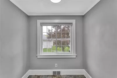 202 Foch St, Ellwood City, PA 16117 - Photo 17