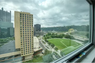 320 Fort Duquesne Blvd #16B, Pittsburgh, PA 15222 - Photo 33