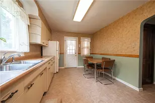 37 Colecrest St, Collier Township, PA 15106 - Photo 7