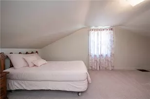 37 Colecrest St, Collier Township, PA 15106 - Photo 13