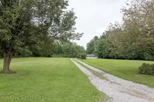 346 Brownsdale Rd, Penn Township, PA 16002 - Photo 11