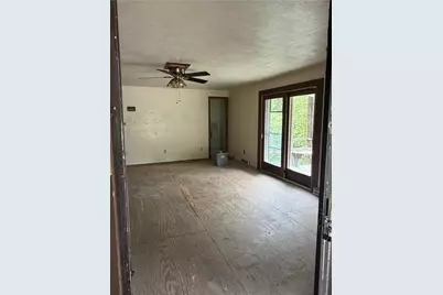 510 Perry, Belle Vernon, PA 15012 - Photo 13