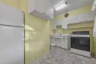 110 Sunset Dr, Monroeville, PA 15146 - Photo 9