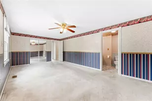 1402 Ivywood Dr, Pittsburgh, PA 15101 - Photo 9