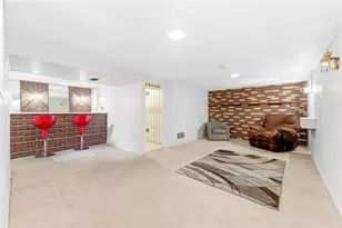 1402 Ivywood Dr, Pittsburgh, PA 15101 - Photo 17