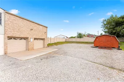 1402 Ivywood Dr, Pittsburgh, PA 15101 - Photo 23