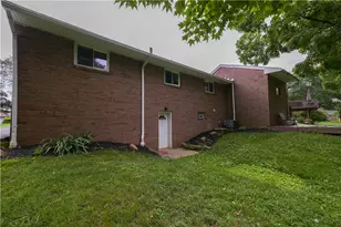 1013 Shenango Rd, Chippewa Township, PA 15010 - Photo 17