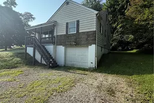 29 Devils Den Rd, Burgettstown Boro, PA 15021 - Photo 3