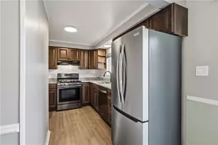 1521 Fernledge, Pittsburgh, PA 15101 - Photo 11