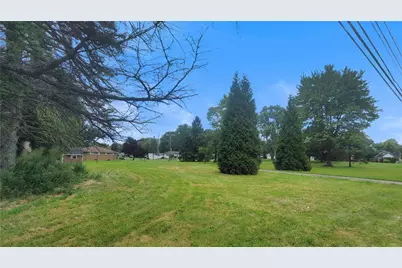 859 S Hermitage Rd, Hermitage, PA 16148 - Photo 13