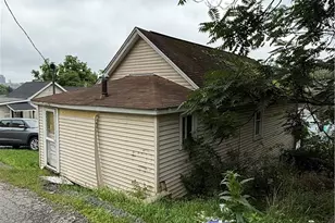 2 Bell Ave, Washington, PA 15301 - Photo 11