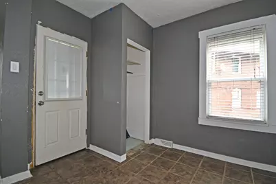 427 Ohio Avenue, Clairton, PA 15025 - Photo 5