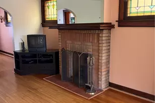 667 Margaret St, Pittsburgh, PA 15210 - Photo 5