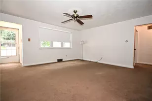 2105 Ridge Rd, Elizabeth Twp/Boro, PA 15135 - Photo 3
