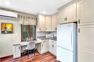 148 E Fairview Ave, Pittsburgh, PA 15237 - Photo 17