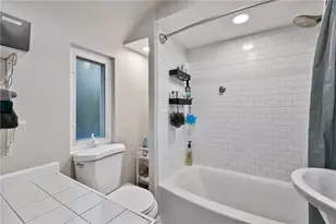 3045 Hazelhurst Ave, Pittsburgh, PA 15227 - Photo 15