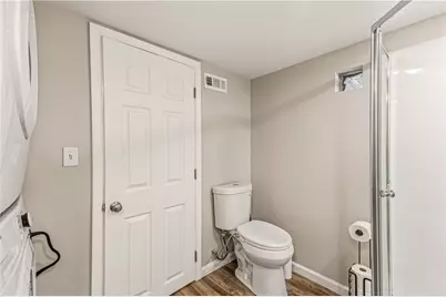 3045 Hazelhurst Ave, Pittsburgh, PA 15227 - Photo 13