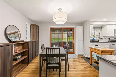 3045 Hazelhurst Ave, Pittsburgh, PA 15227 - Photo 7