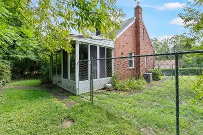 401 Parkridge Dr, Pittsburgh, PA 15235 - Photo 23