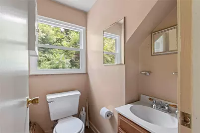 401 Parkridge Dr, Pittsburgh, PA 15235 - Photo 17