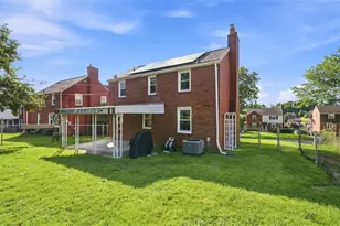 5330 Greenridge Dr, Pittsburgh, PA 15236 - Photo 25