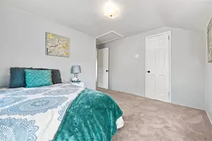 5330 Greenridge Dr, Pittsburgh, PA 15236 - Photo 15