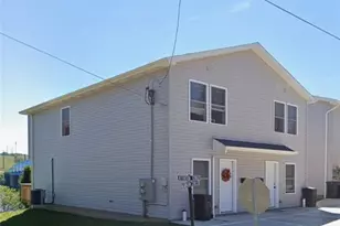 507 Jefferson Ave, Vanport, PA 15009 - Photo 3