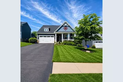 203 Foxtail Cir, Kennedy Township, PA 15108 - Photo 3