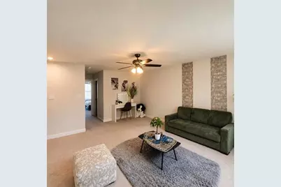 203 Foxtail Cir, Kennedy Township, PA 15108 - Photo 23