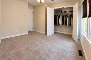 203 Foxtail Cir, Kennedy Township, PA 15108 - Photo 25
