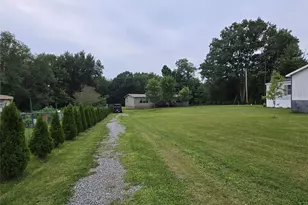 719 Bend Rd, Lackawannock Township, PA 16142 - Photo 27