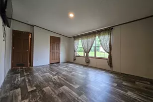 719 Bend Rd, Lackawannock Township, PA 16142 - Photo 13