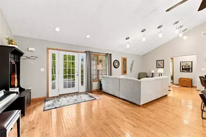 221 Shaw Court, New Alexandria, PA 15670 - Photo 11