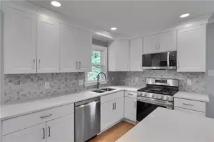 18 Longvue Cir, Economy, PA 15003 - Photo 17