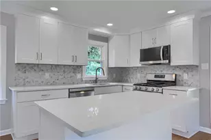 18 Longvue Cir, Economy, PA 15003 - Photo 11