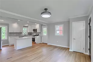 18 Longvue Cir, Economy, PA 15003 - Photo 9