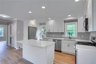 18 Longvue Cir, Economy, PA 15003 - Photo 13