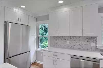 18 Longvue Circle, Economy, PA 15003 - Photo 13