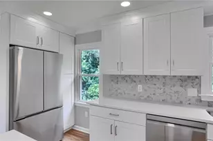 18 Longvue Cir, Economy, PA 15003 - Photo 13
