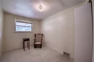 545 Muse-Bishop Rd, Cecil, PA 15057 - Photo 11