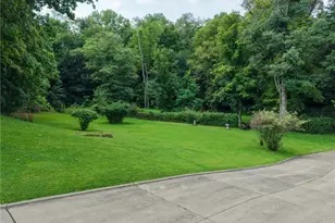 545 Muse-Bishop Rd, Cecil, PA 15057 - Photo 1