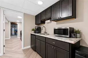 2587 Cole Rd, Pittsburgh, PA 15090 - Photo 39