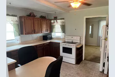110 10th, Pymatuning Township, PA 16125 - Photo 3