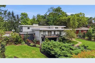 9687 Babcock Blvd, Pittsburgh, PA 15101 - Photo 1