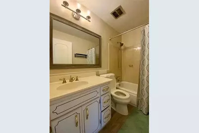 701 College Park Dr #10, Moon/Crescent Twp, PA 15108 - Photo 9