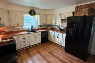 1309 Main St, Burgettstown Boro, PA 15021 - Photo 21