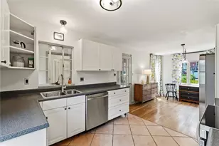 1805 McNary Blvd, Pittsburgh, PA 15221 - Photo 15